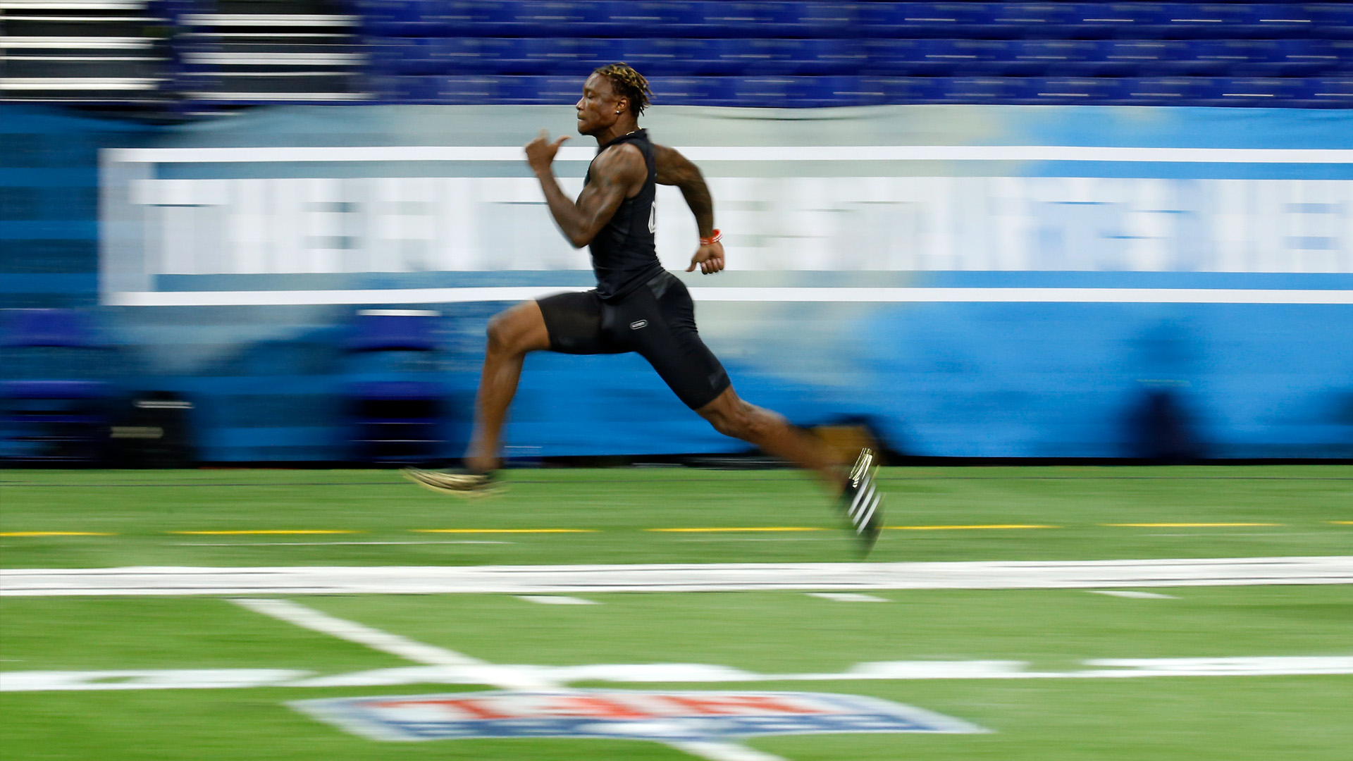 Henry Ruggs, who ran 4.27 40-yard dash, met with 49ers during combine