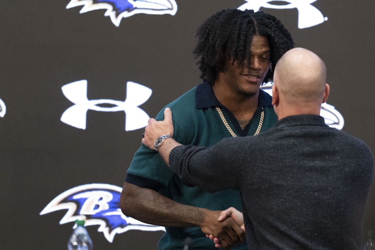 What are the odds on the Ravens to make the playoffs, win the Super Bowl?
