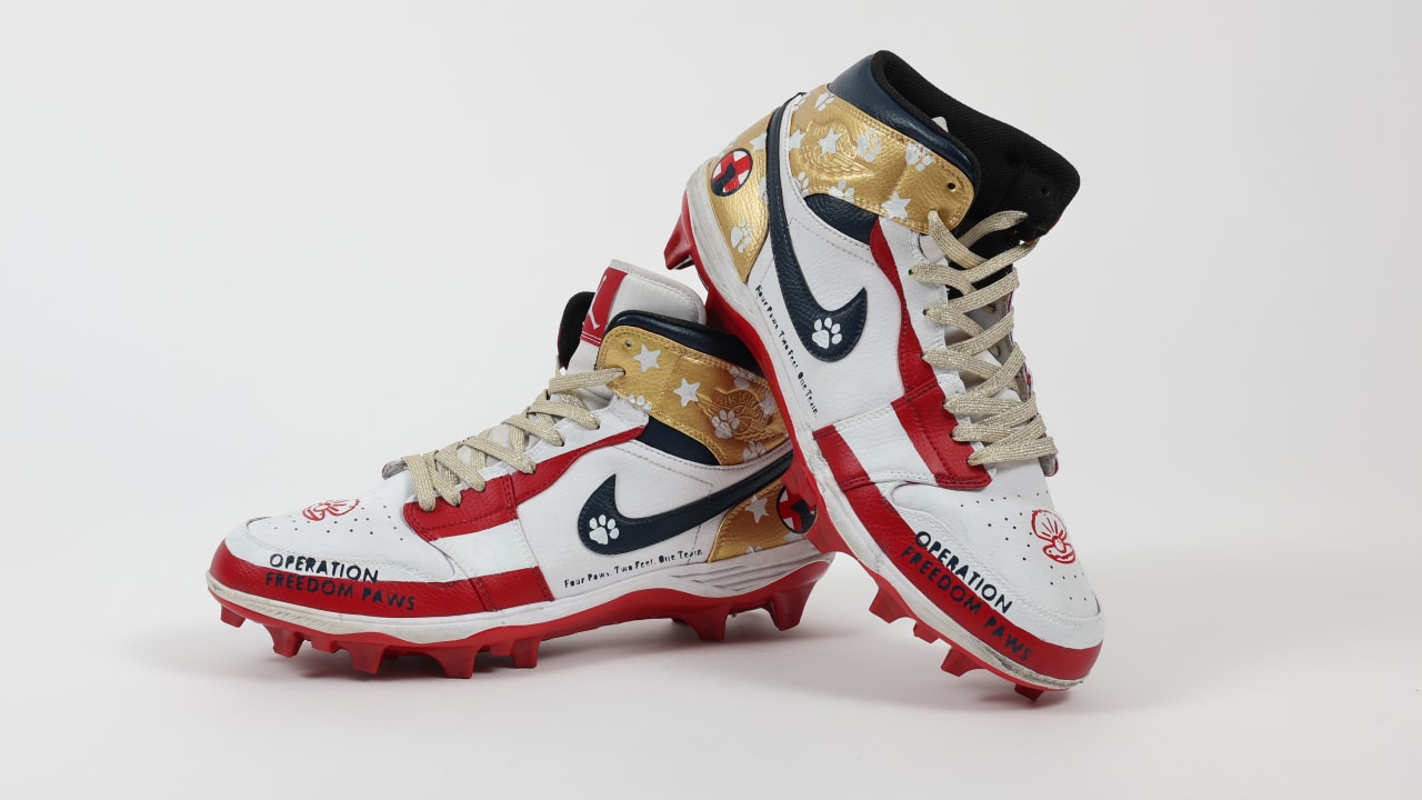 Quote Roundup: 49ers Players Share the Stories Behind their Cleats