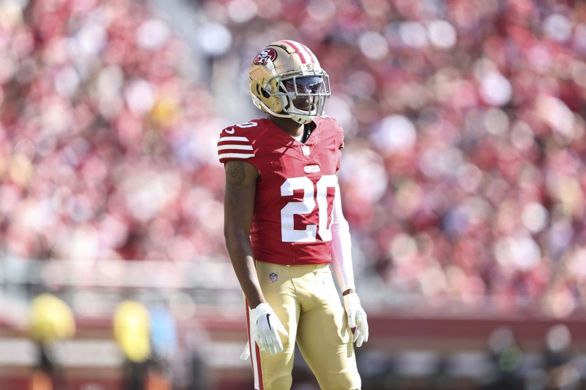 Starting Roster 49ers Should the 49ers make some key moves in the starting lineup?