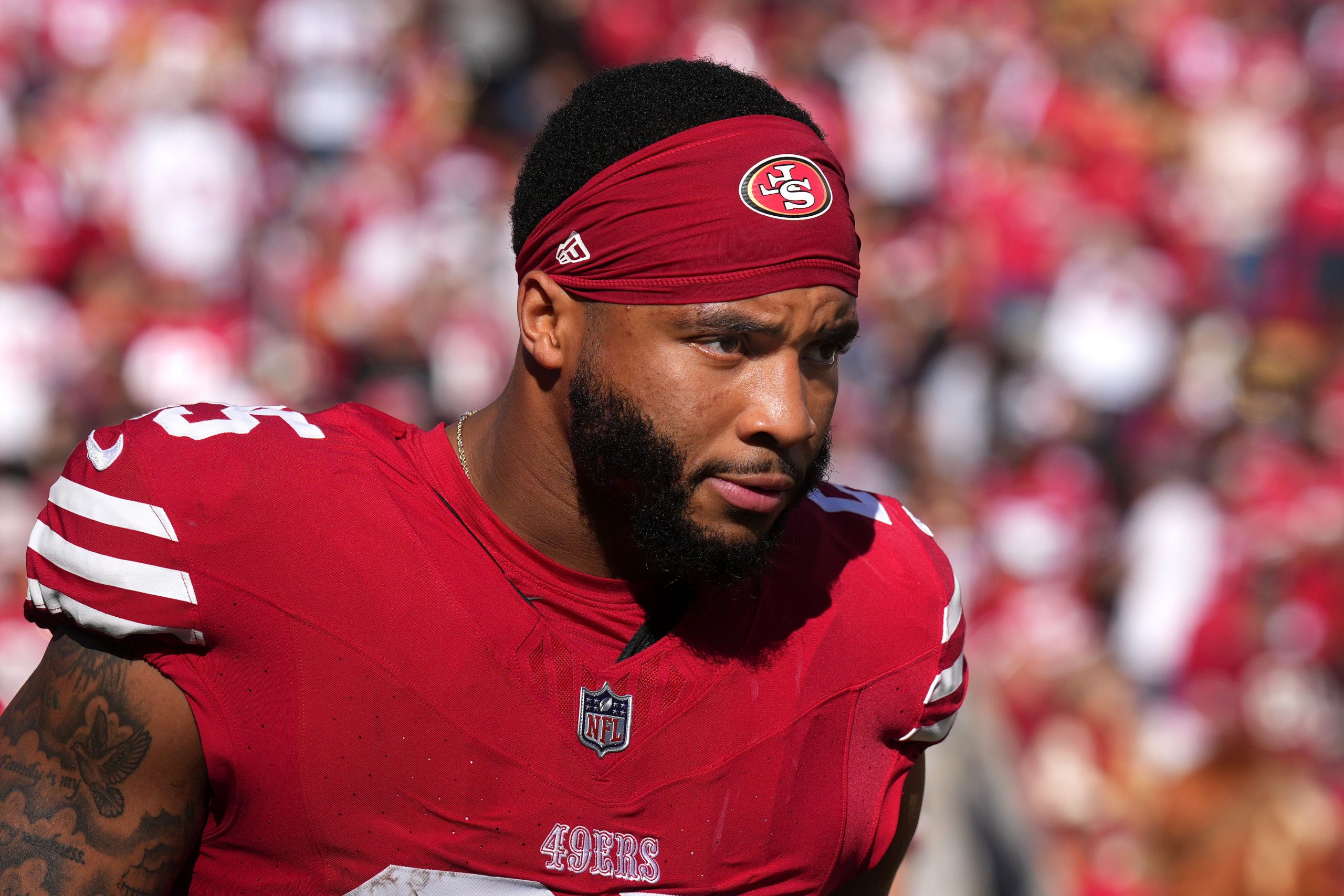 Watch: 49ers RB Elijah Mitchell punches in first TD of the season vs