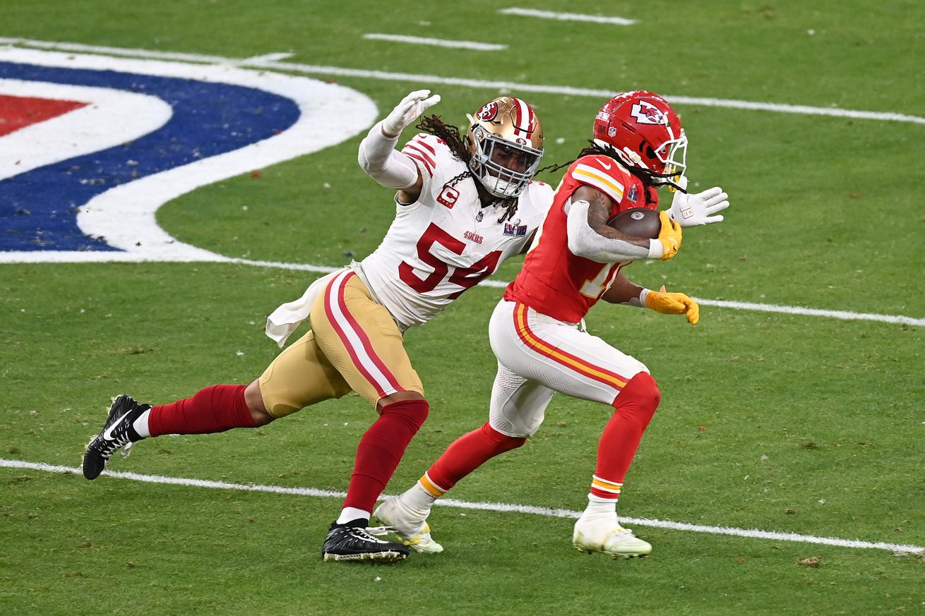 49ers restructure Fred Warner’s contract to save cap space