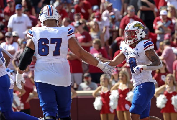 Grading The 49ers Third Round Pick: Kansas OL Dominick Puni