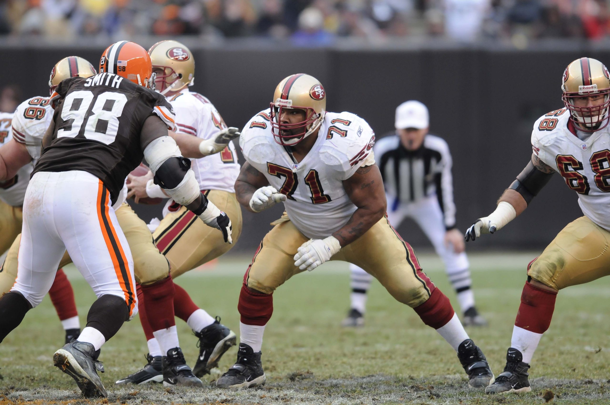 Former Cowboys, 49ers OL Larry Allen dies at 52